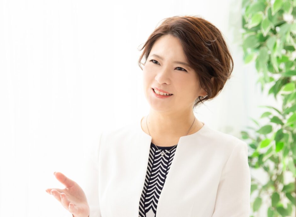 瞬読 代表取締役 山中恵美子プロフィール画像