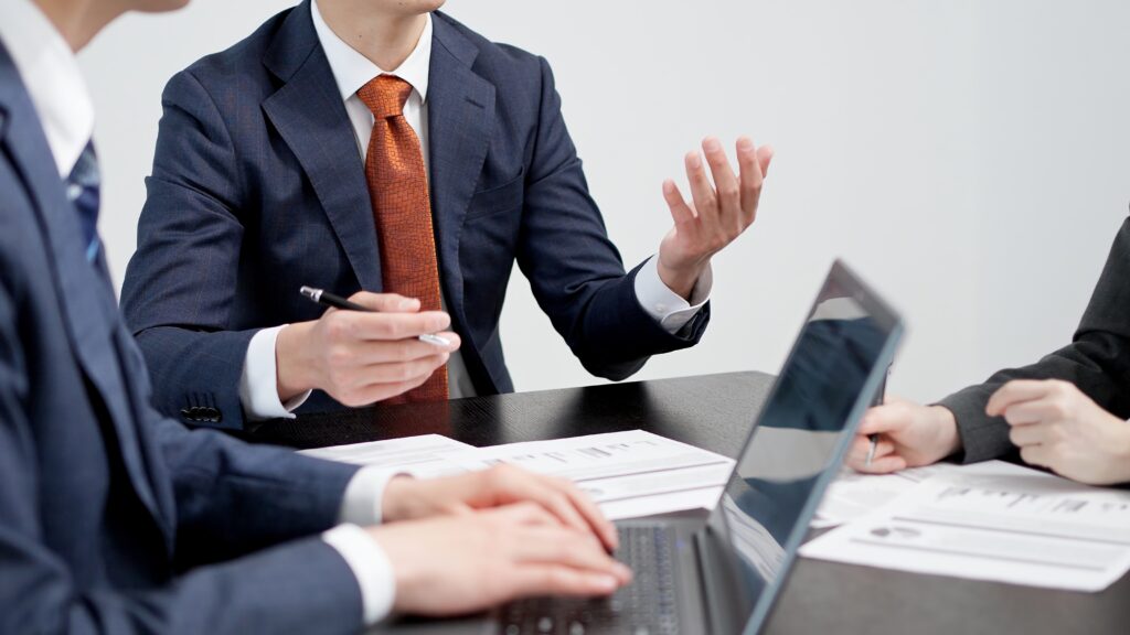 もう困らない！議事録メモを効率よく取るための基本ルールとポイントとは